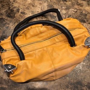 Mustard hand bag